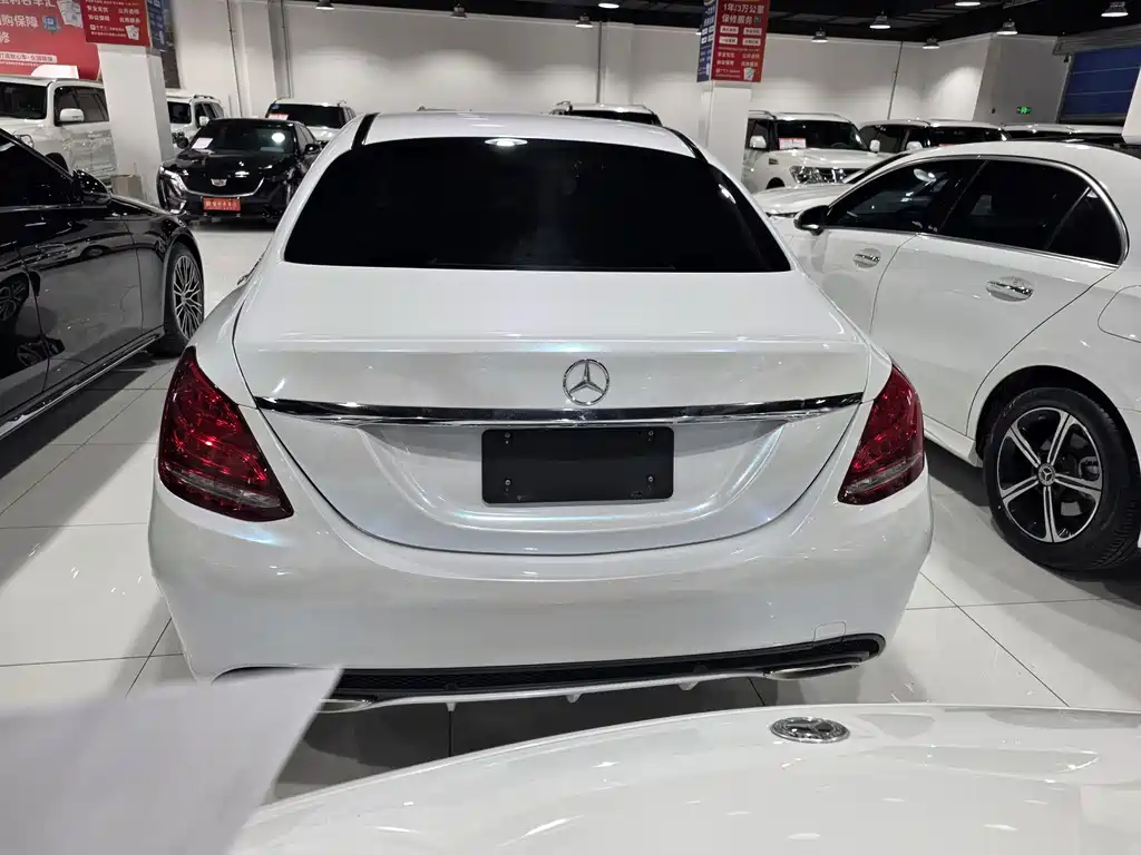 Mercedes-Benz C-Class 2018 — фото 11