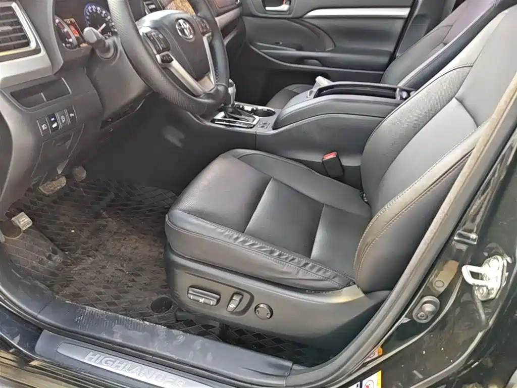 Toyota Highlander 2019 — фото 22