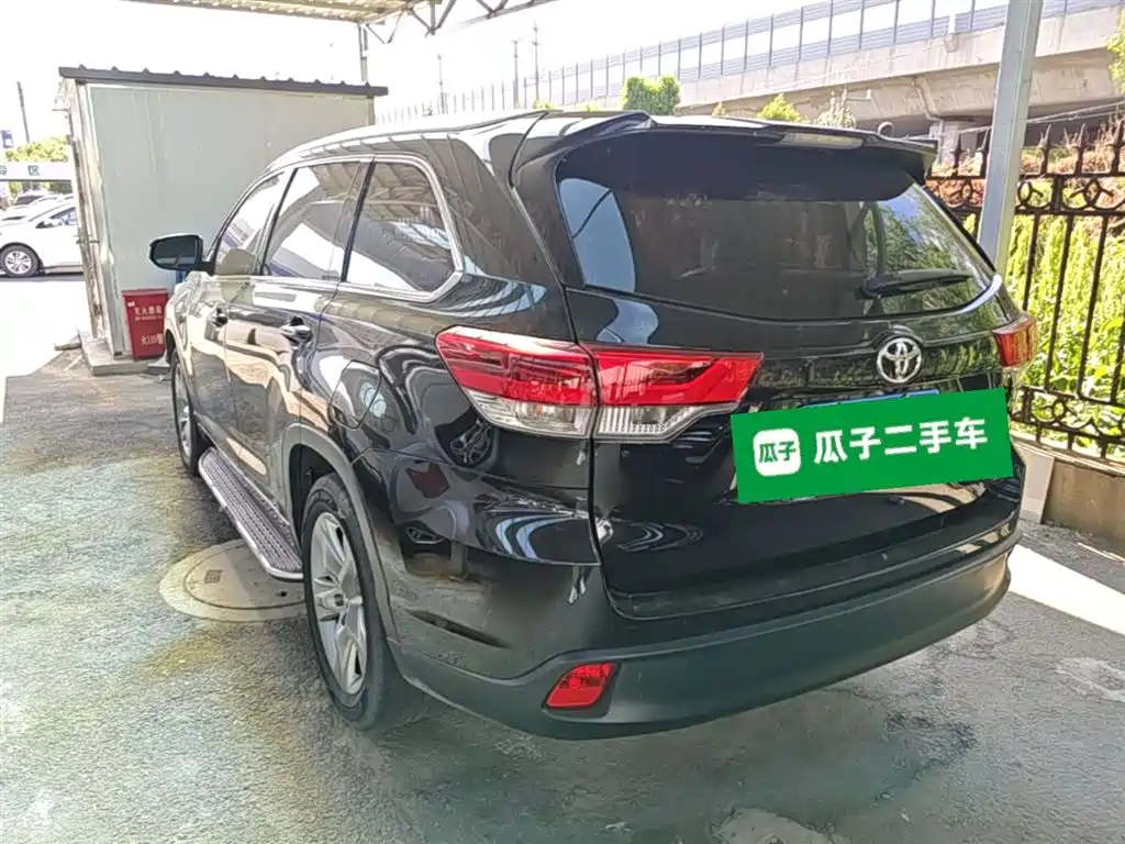 Toyota Highlander 2019 — фото 9