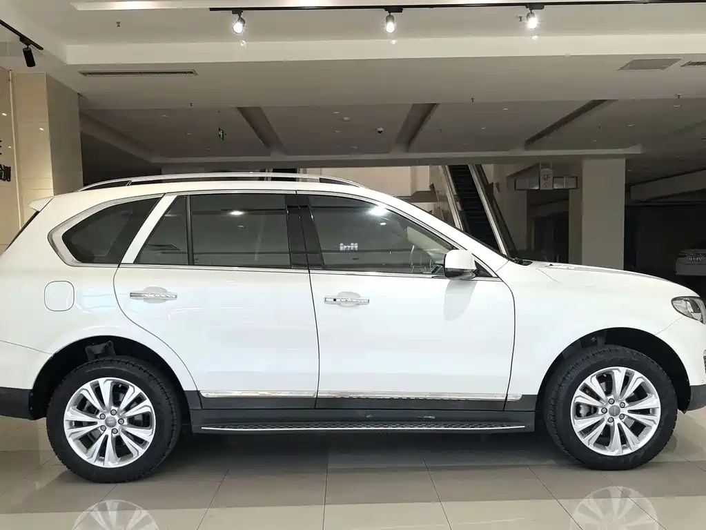 Haval H8 2017 — фото 4