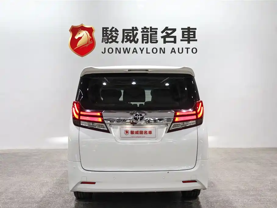 Toyota Alphard 2017 — фото 5