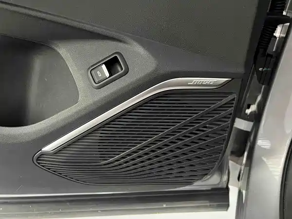 Geely Xingyue L 2021