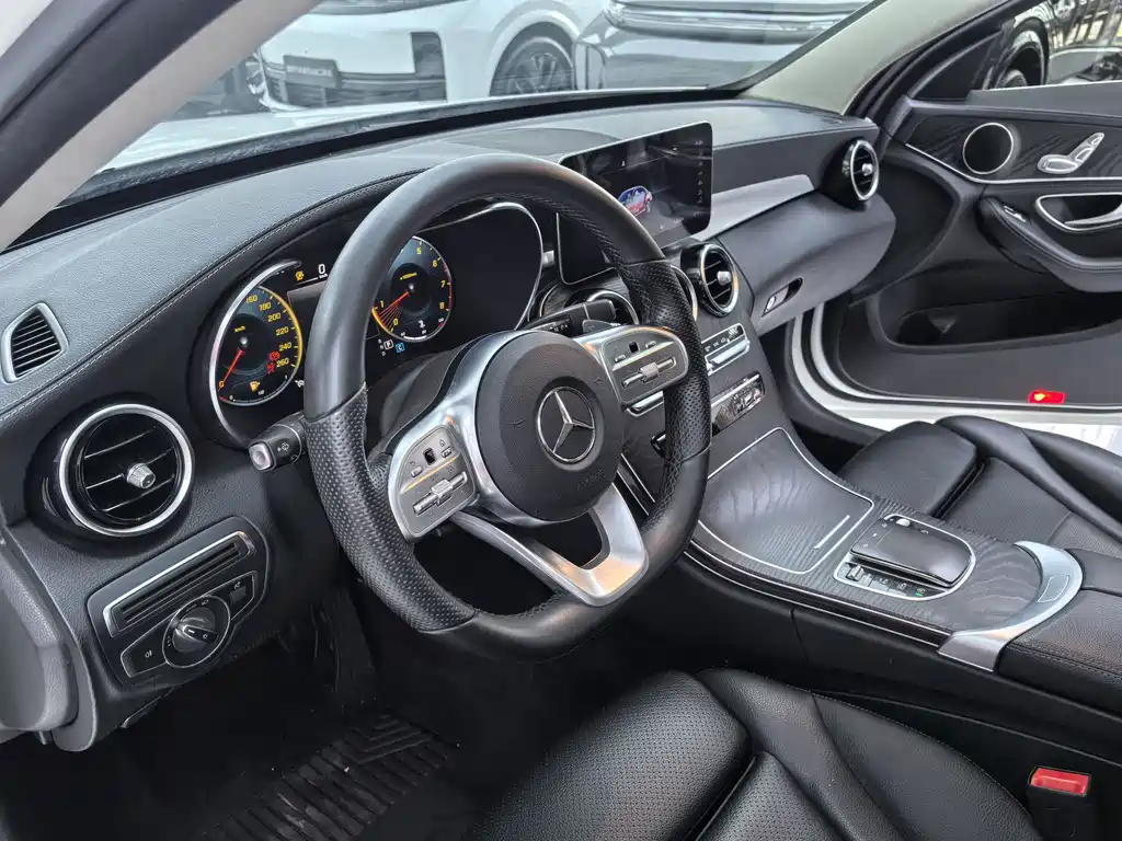 Mercedes-Benz C-Class 2020 — фото 6