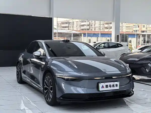 Zeekr 007 2024