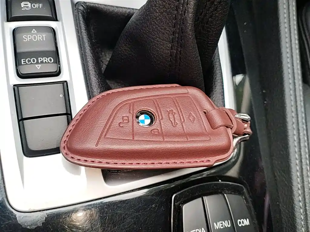 BMW 1 Series 2017 — фото 9