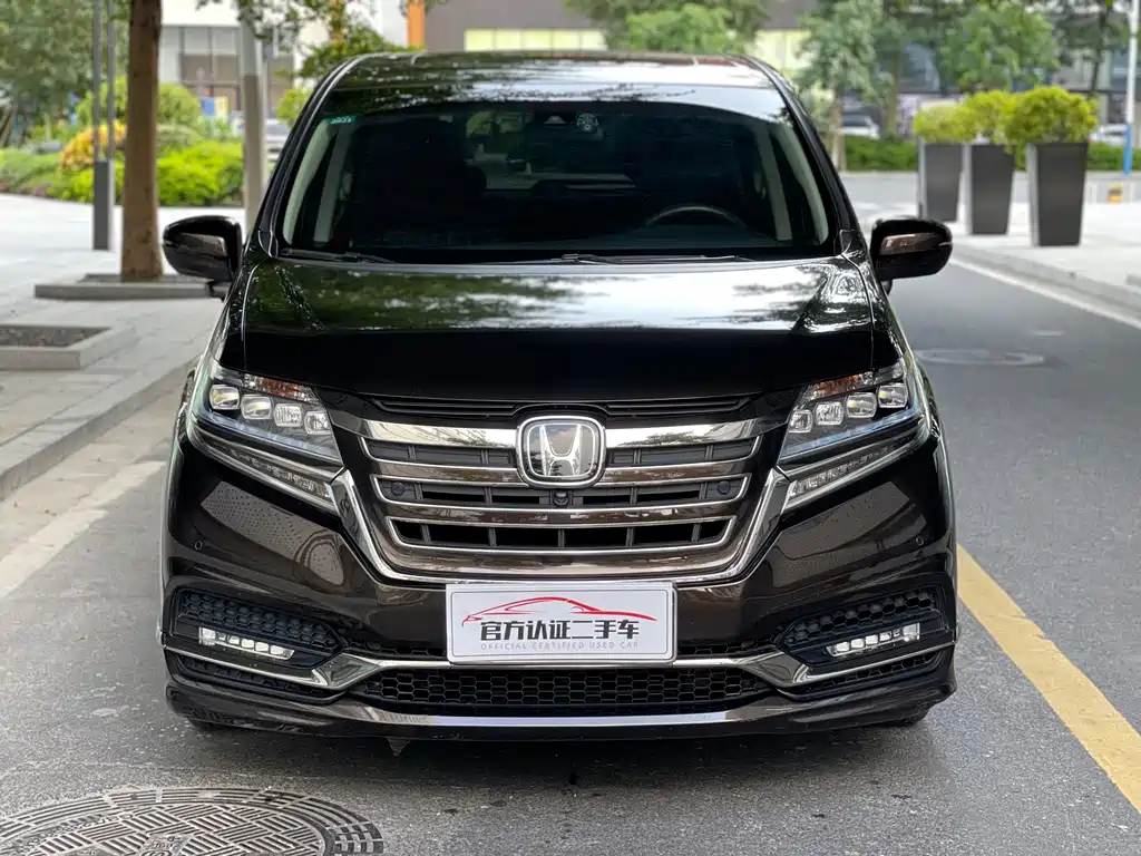 Honda Elysion 2019 — фото 2