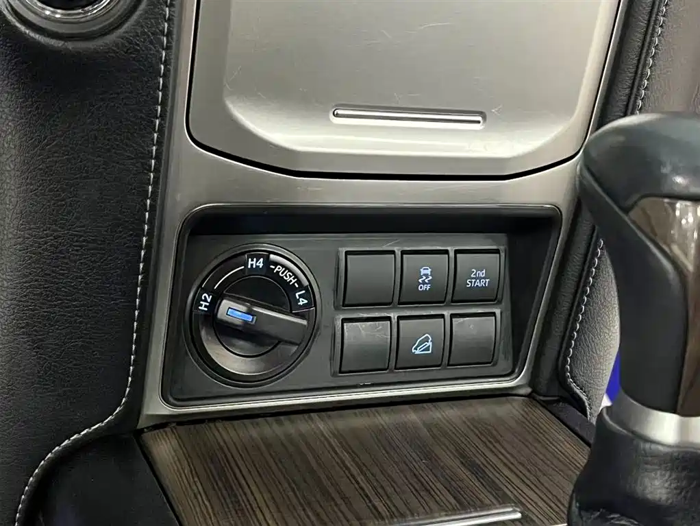 Toyota Prado 2018 — фото 12