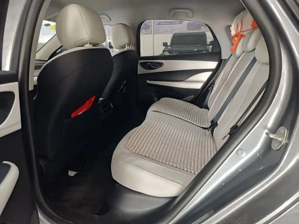 BYD Seal 05 DM-i 2025 — фото 9