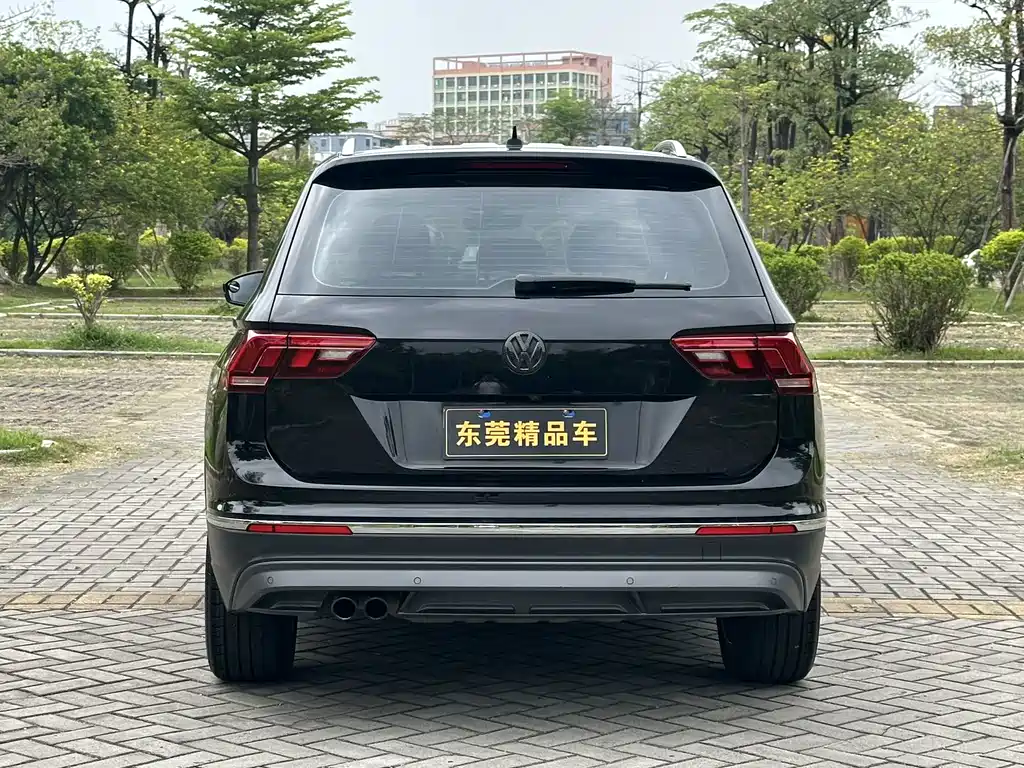 Volkswagen Tiguan L 2018 — фото 5