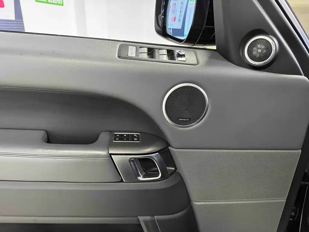Land Rover Range Rover Sport 2015 — фото 5
