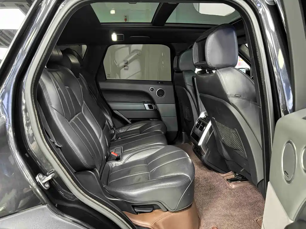 Land Rover Range Rover Sport 2015 — фото 10