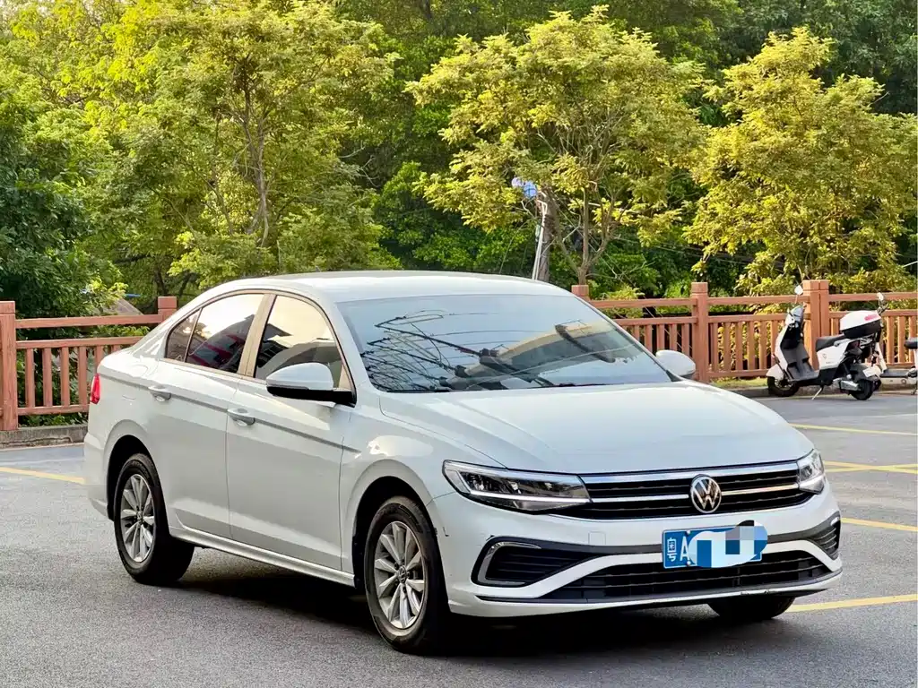 Volkswagen Bora 2024