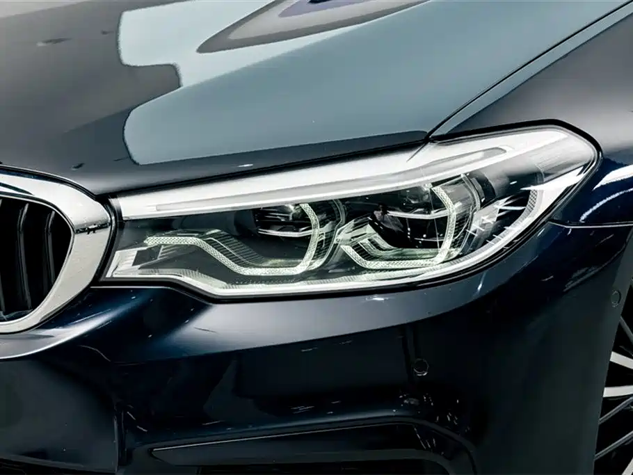 BMW 5 Series 2020 — фото 4