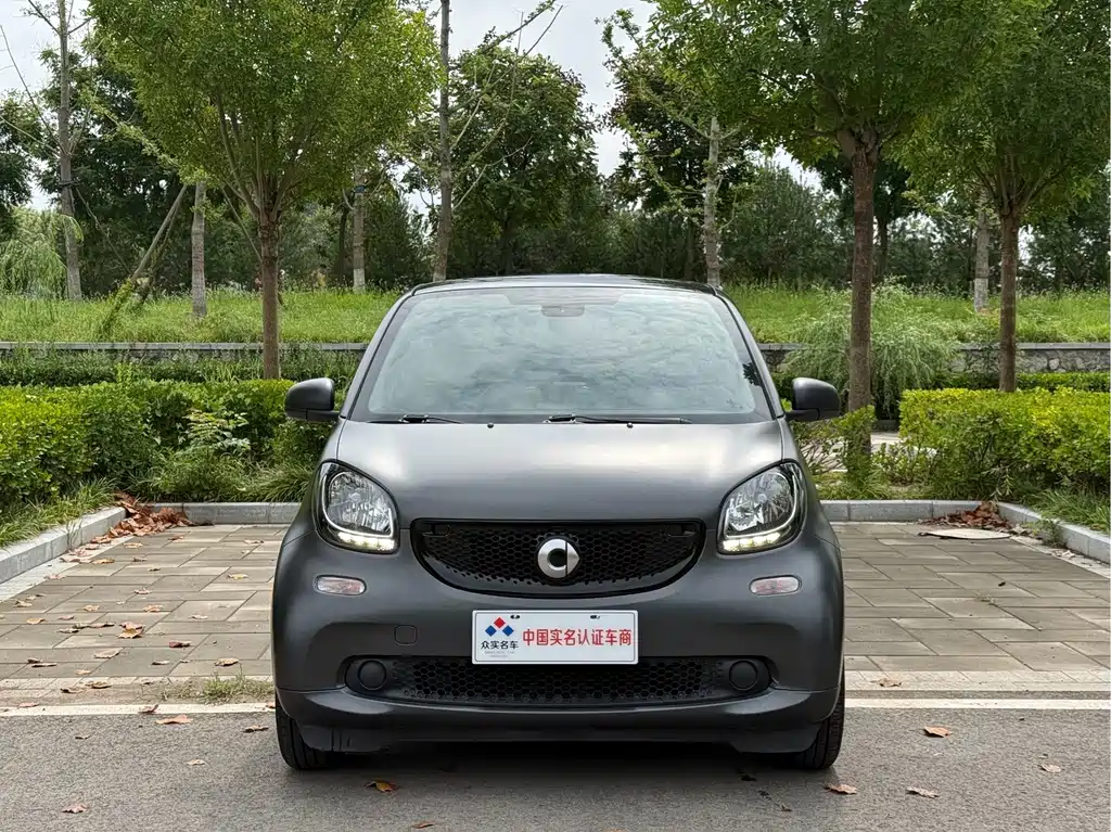 smart fortwo 2018 — фото 2