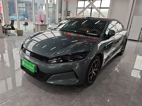 BYD Han L 2025