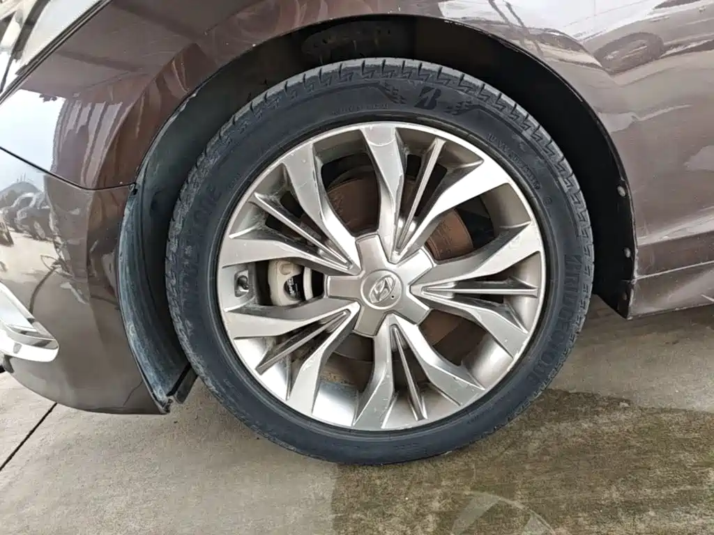 Hyundai Sonata 2015 — фото 23