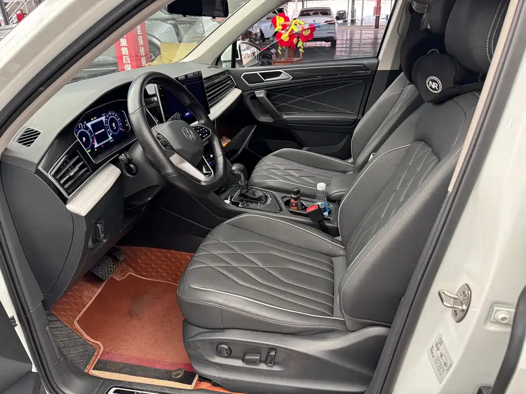 Volkswagen Tiguan L New Energy 2023 — фото 4