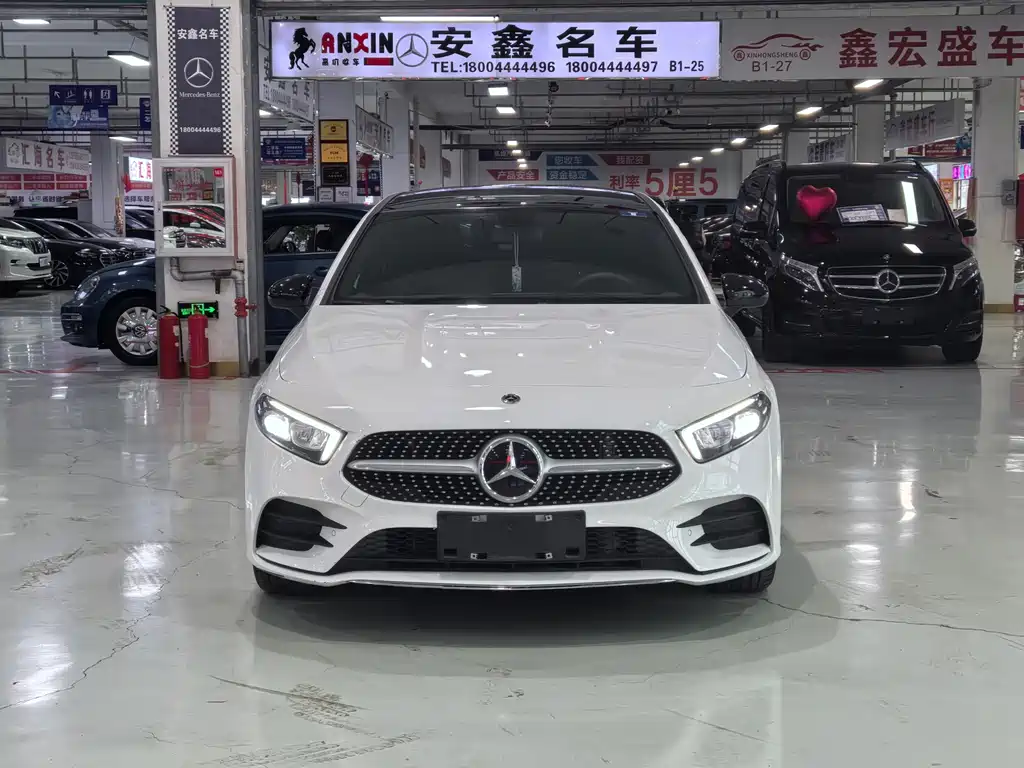 Mercedes-Benz A-Class 2021 — фото 2