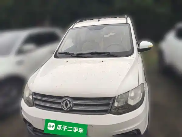 Dongfeng Fengguang 360 2015