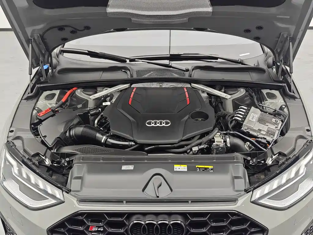 Audi S4 2023 — фото 12