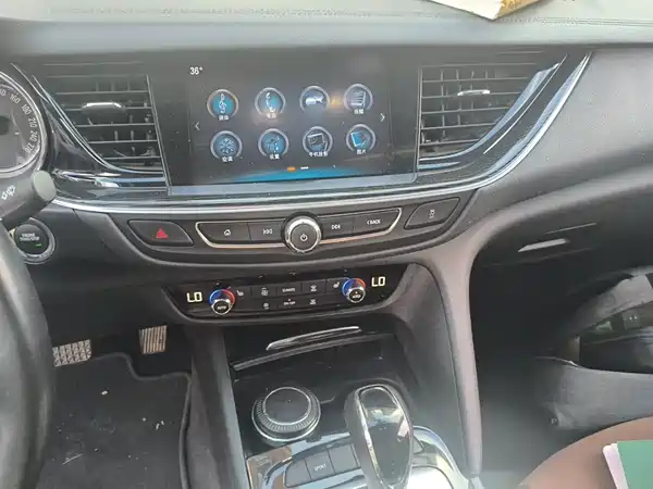 Buick Regal 2020