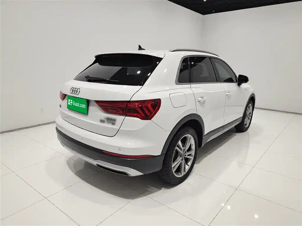 Audi Q3 2020 — фото 6