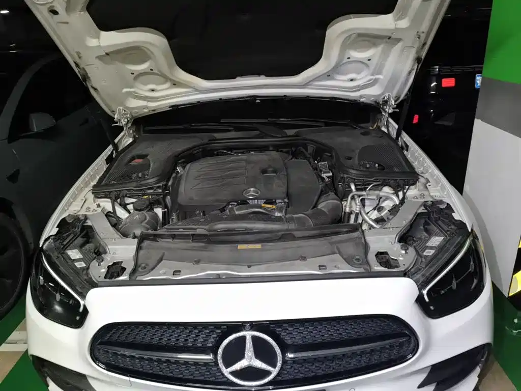 Mercedes-Benz E-Class 2022 — фото 21