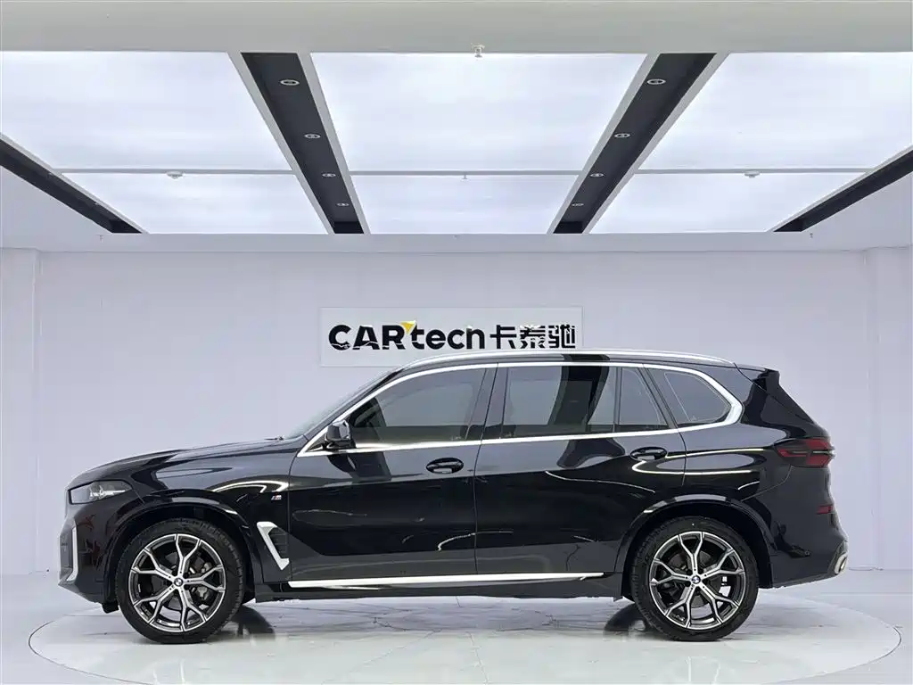 BMW X5 2024 — фото 8