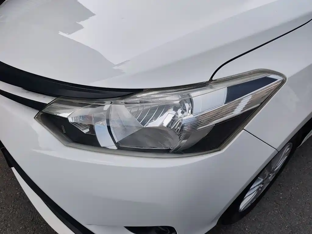 Toyota Vios 2015 — фото 18