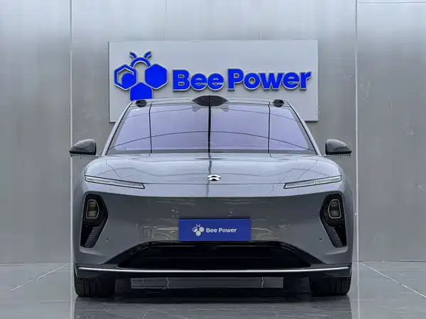 NIO ET9 2025