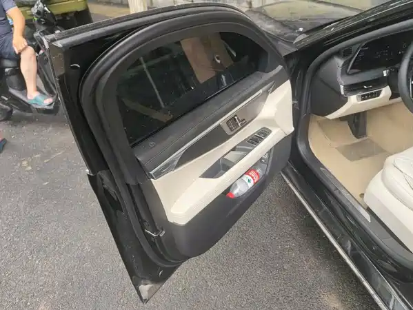 Cadillac CT6 2024