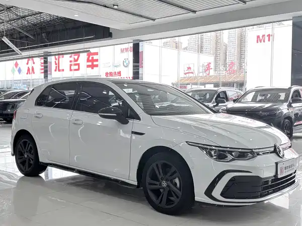 Volkswagen Golf 2022