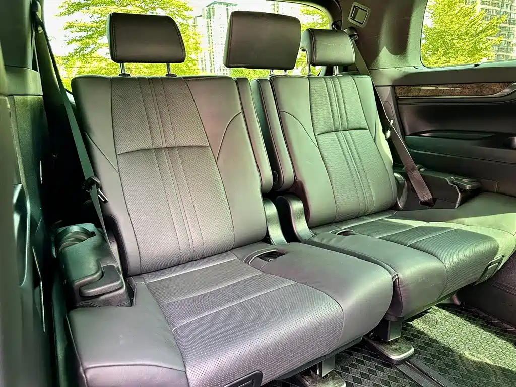 Toyota Vellfire 2019 — фото 15