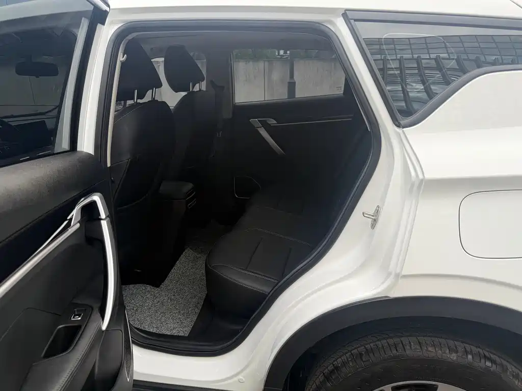 Geely Binyue 2025