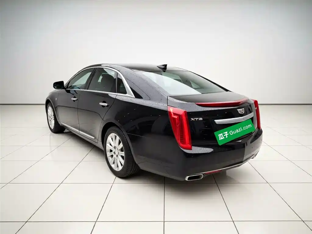 Cadillac XTS 2017 — фото 23