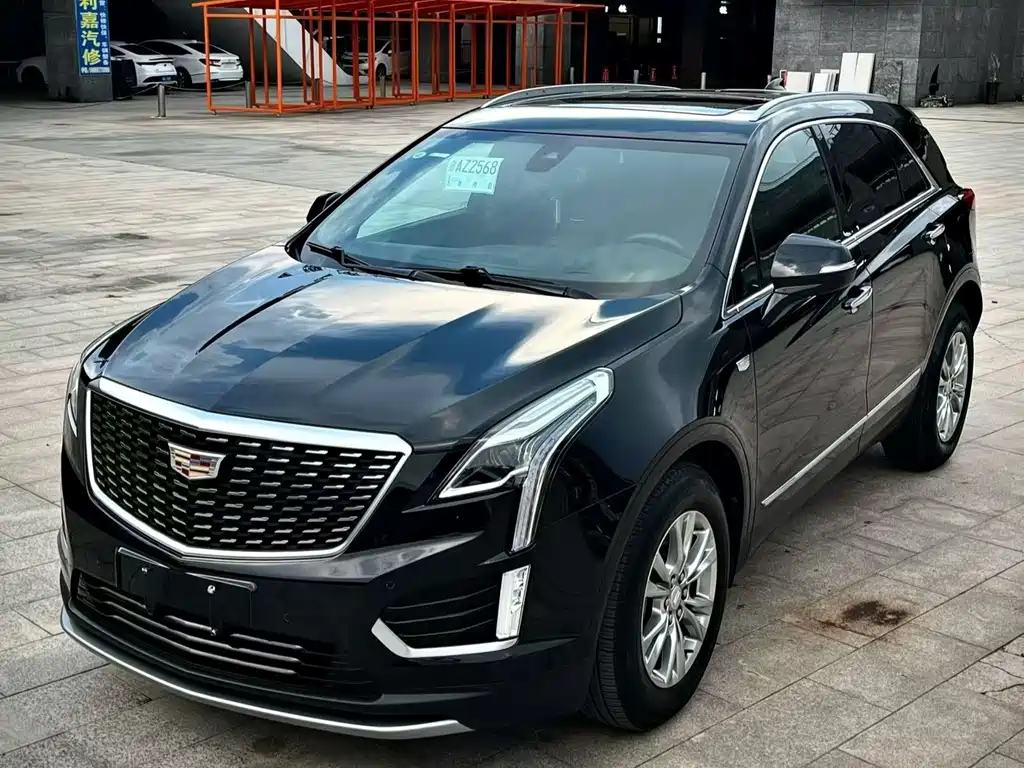 Cadillac XT5 2020 — фото 1