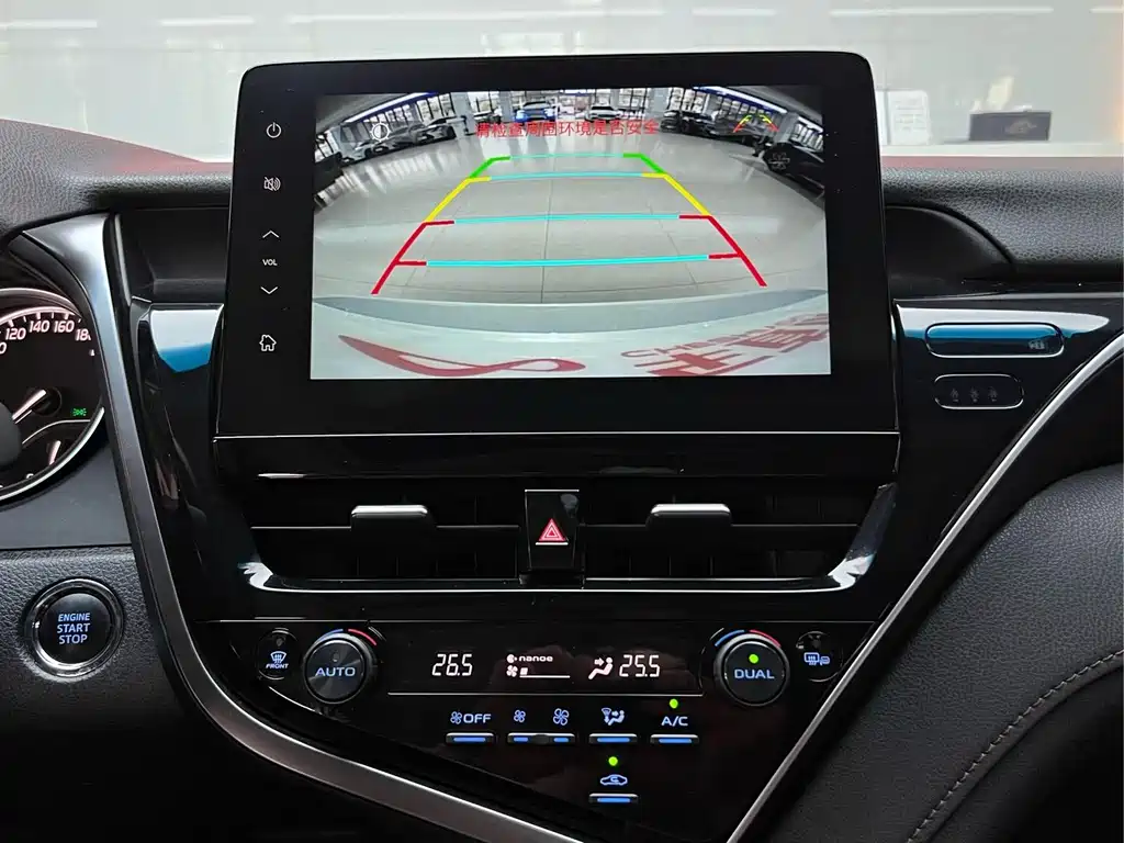 Toyota Camry 2022 — фото 13