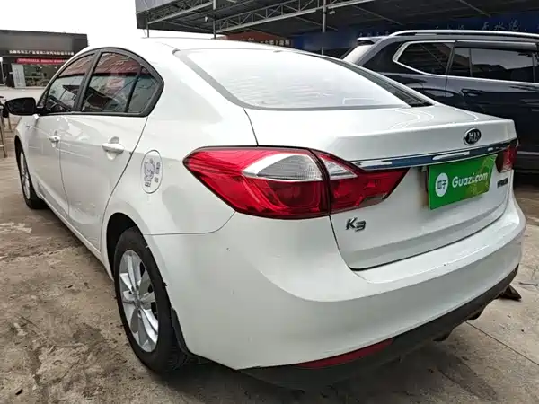 Kia K3 2016