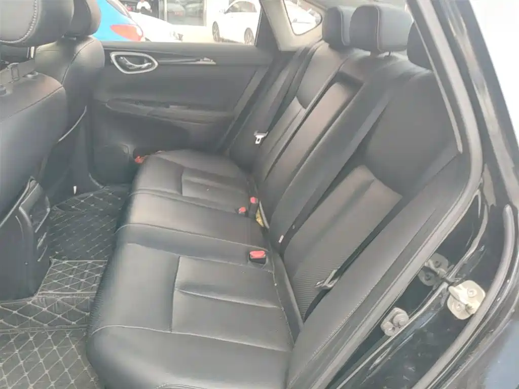 Nissan Sylphy 2019 — фото 17