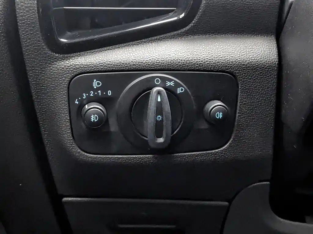 Ford EcoSport 2016 — фото 21