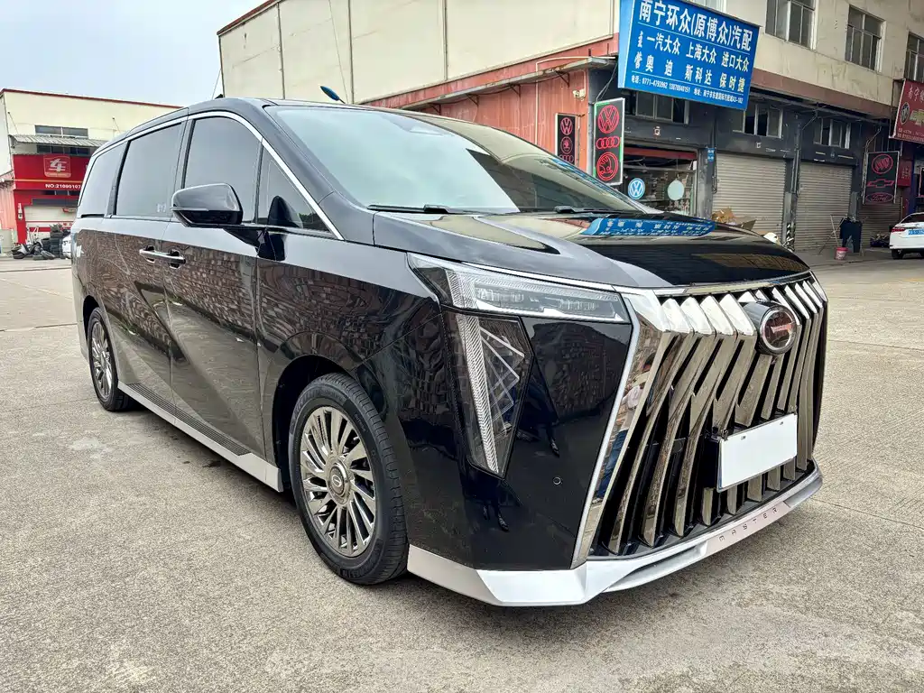 GAC Motor Trumpchi M8 2024 — фото 3