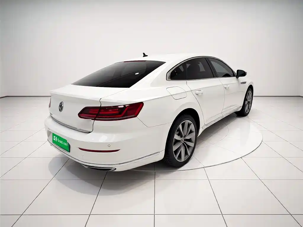Volkswagen CC 2018 — фото 6