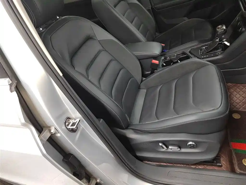 Volkswagen Tiguan L 2018 — фото 20