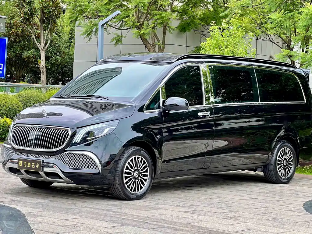Mercedes-Benz Vito 2023 — фото 1