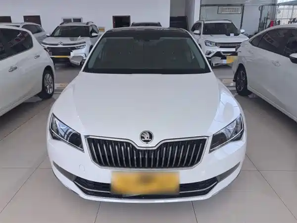 Skoda Superb 2016