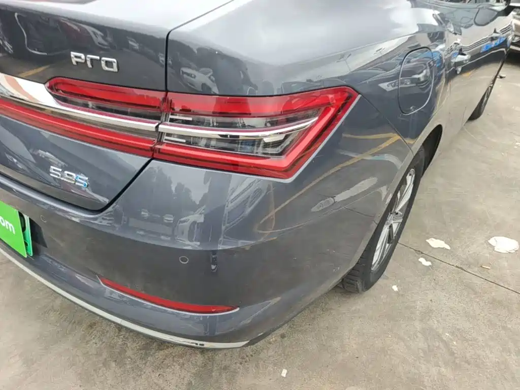 BYD Qin Pro New Energy 2021 — фото 8
