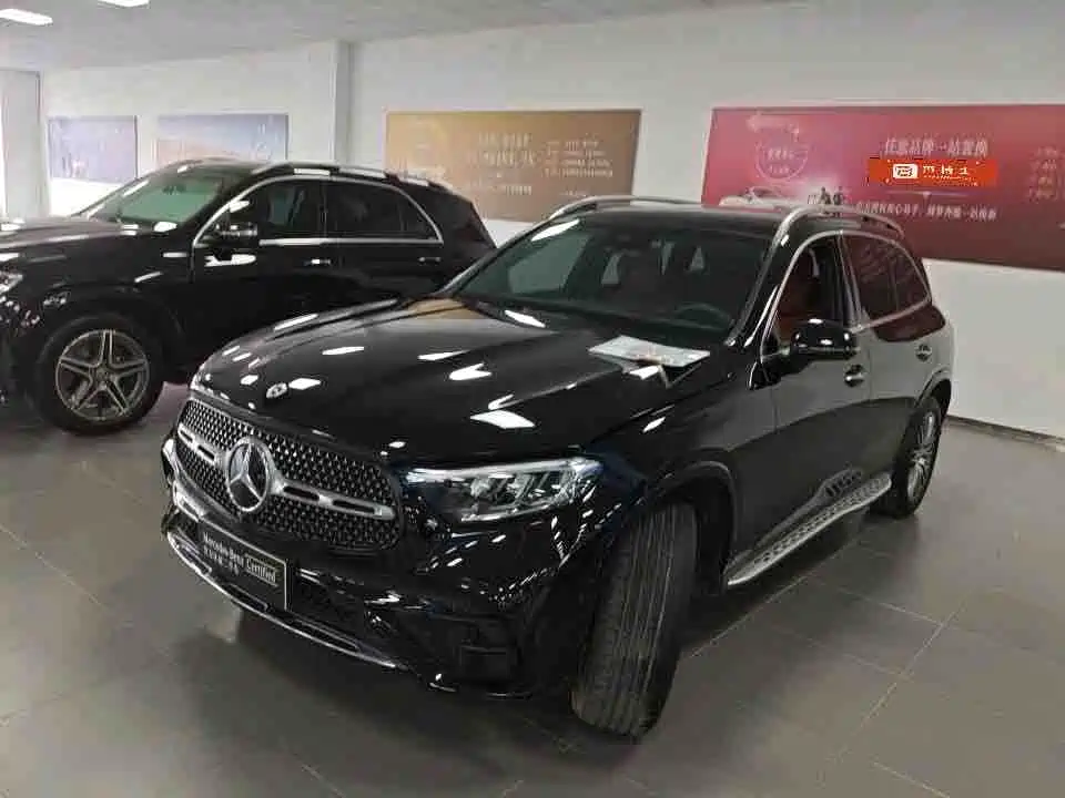 Mercedes-Benz GLC 2023 — фото 1