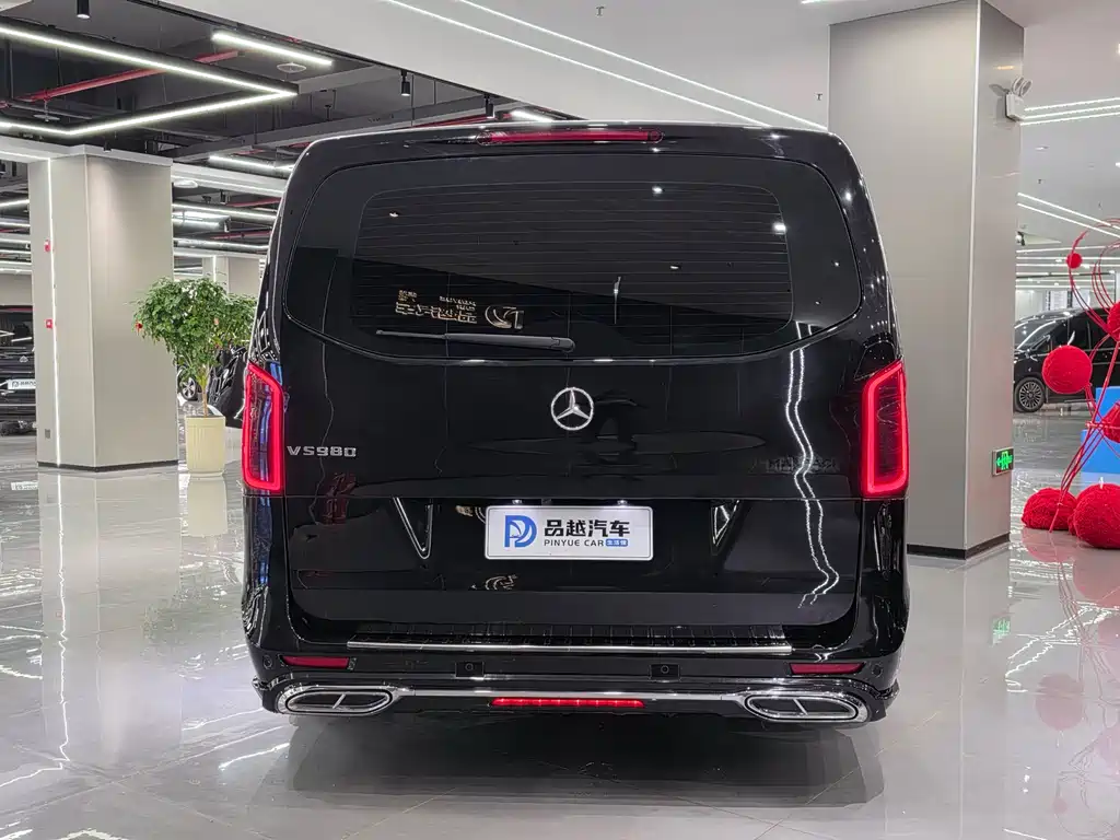 Mercedes-Benz Vito 2023 — фото 4