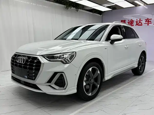 Audi Q3 2022