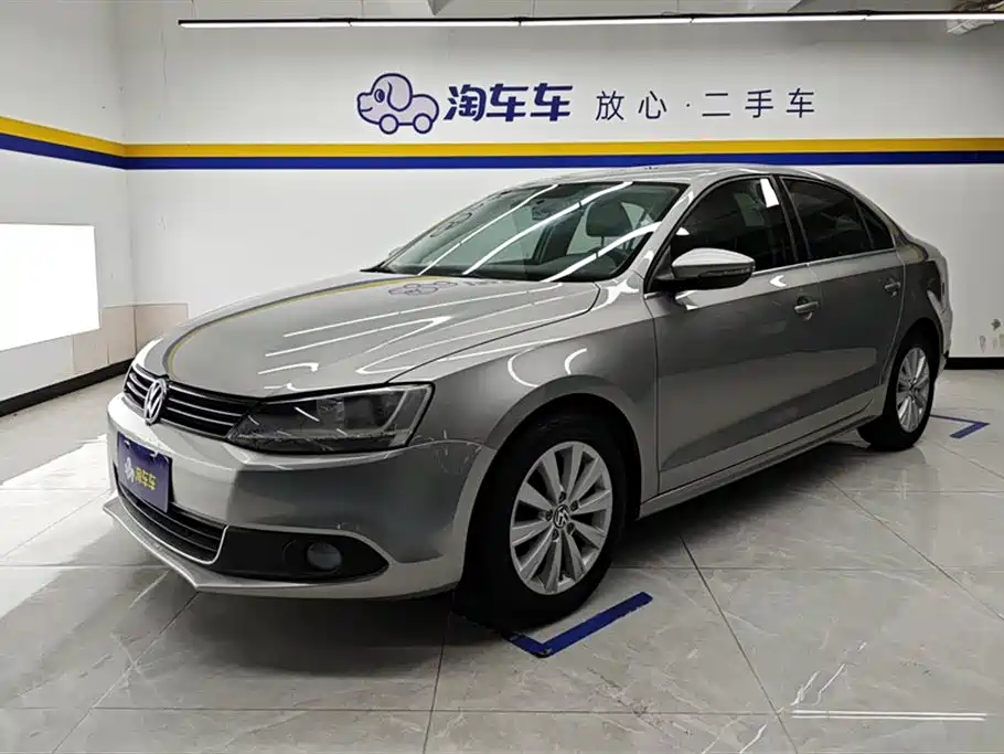 Volkswagen Sagitar 2014